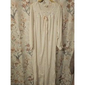 Vintage White Barbizon Night Gown Lace Embroidered Sz Medium